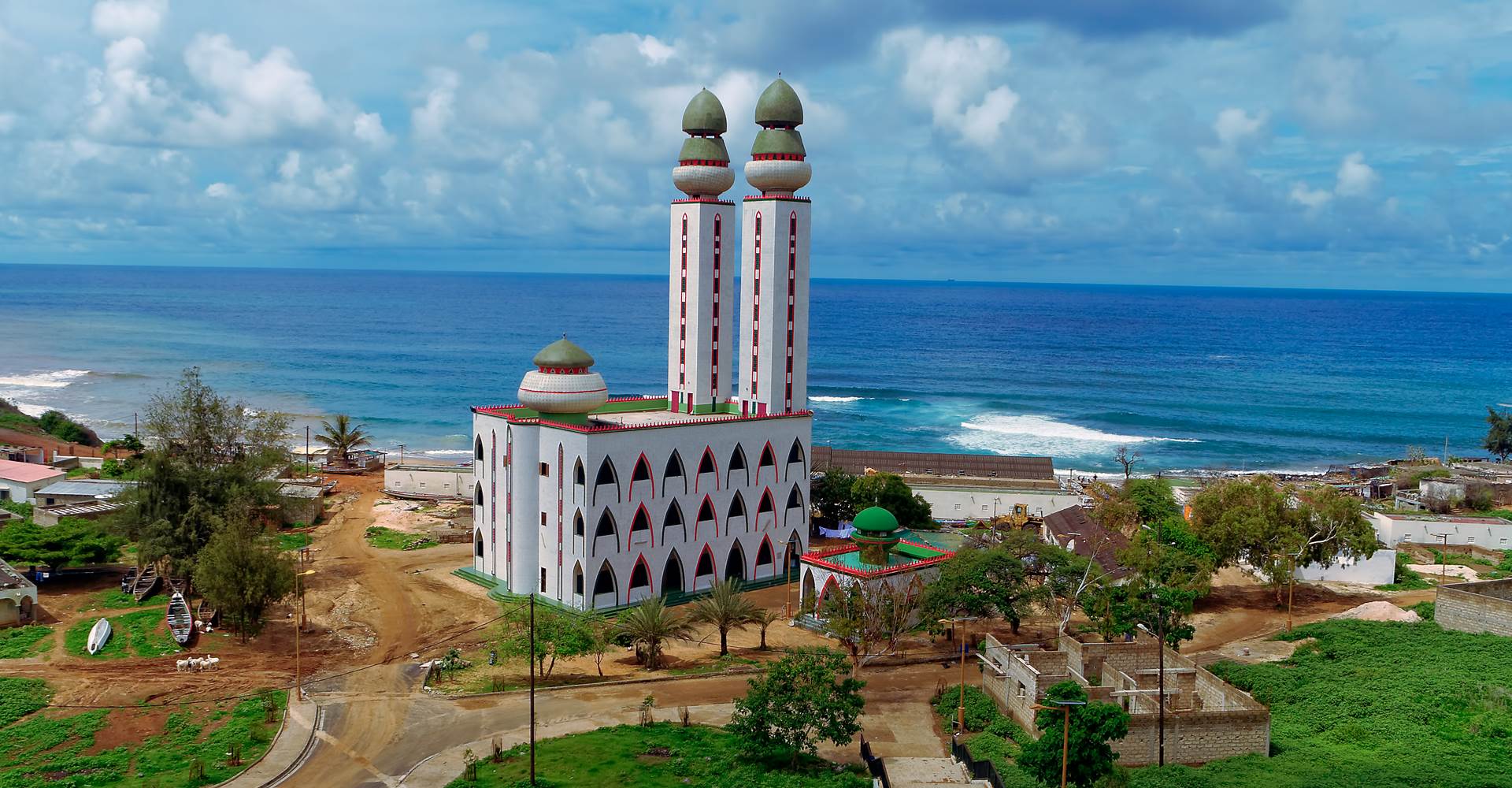 beautiful-Dakar-travelwideuk, About-Travel-Wide-Uk