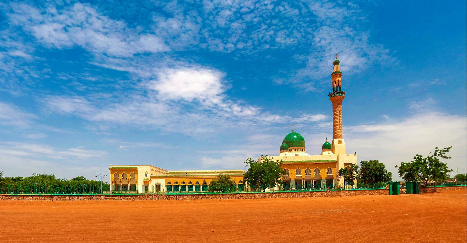 beautiful-Niamey-travelwideuk, About-Travel-Wide-Uk