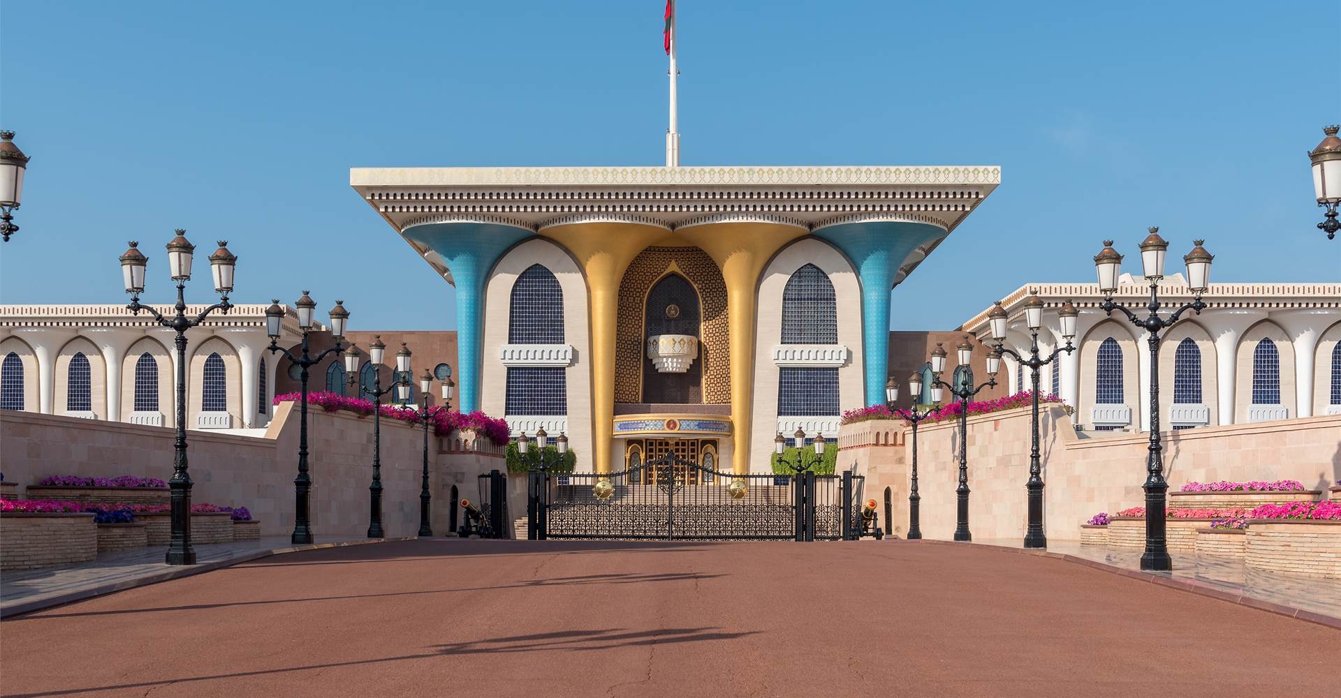 beautiful-Muscat-travelwideuk, About-Travel-Wide-Uk