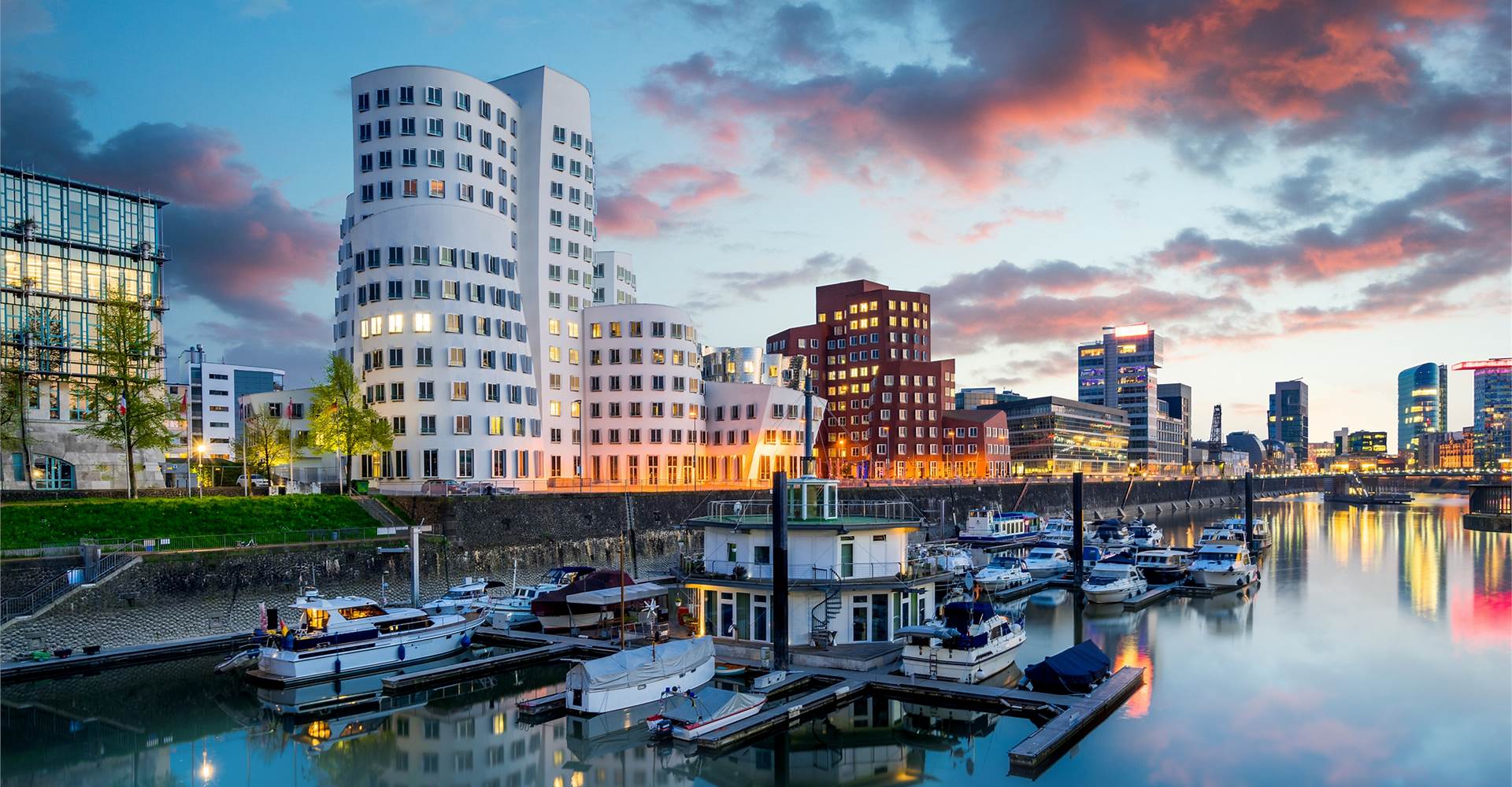 beautiful-Düsseldorf-travelwideuk, About-Travel-Wide-Uk