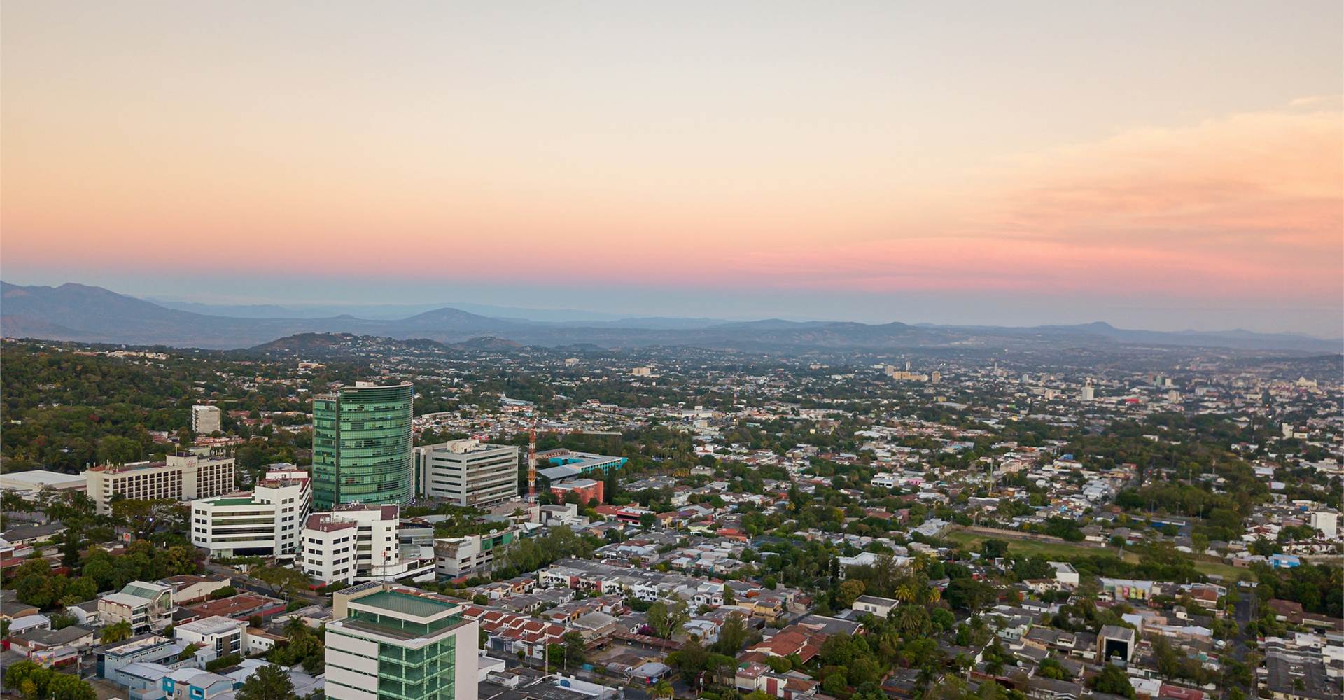 beautiful-San Salvador-travelwideuk, About-Travel-Wide-Uk
